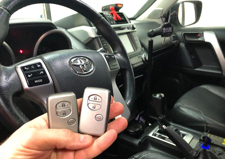 Interior del Toyota Land Cruiser 2016