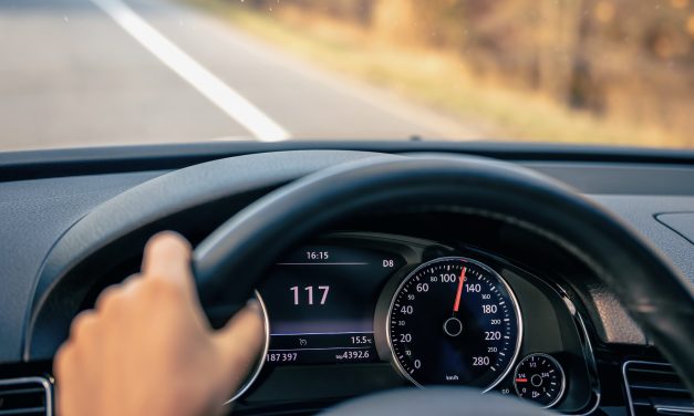 Limitador de velocidad: qué es y sus ventajas